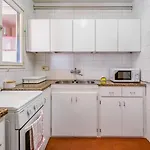 Mabi, 30' Bcn Next Apartmán